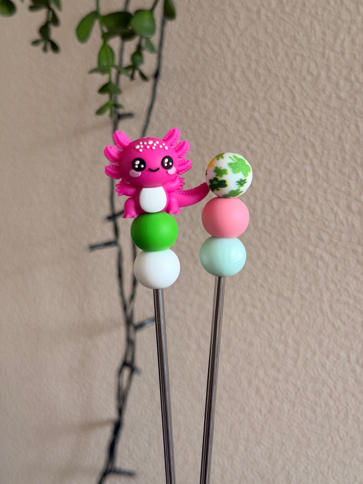 Amigurumi sticks axolotl