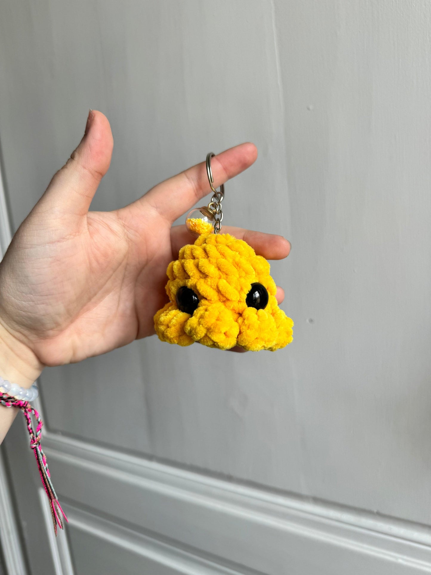 Porte-clés poulpe au crochet jaune amigurumi fait main porte clés artisanal