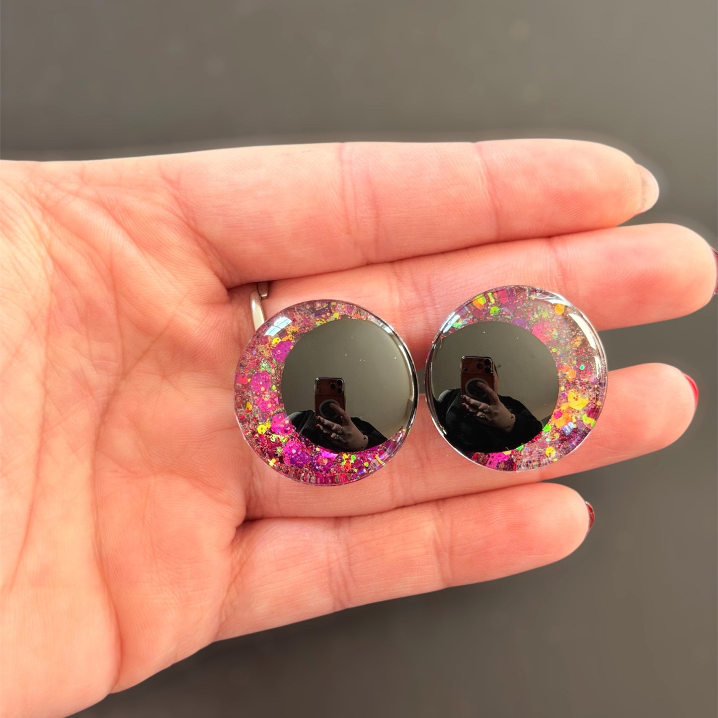 Yeux de sécurité (safety eyes) pour amigurumi et pour peluches au crochet Peints à la main avec paillettes et résine UV