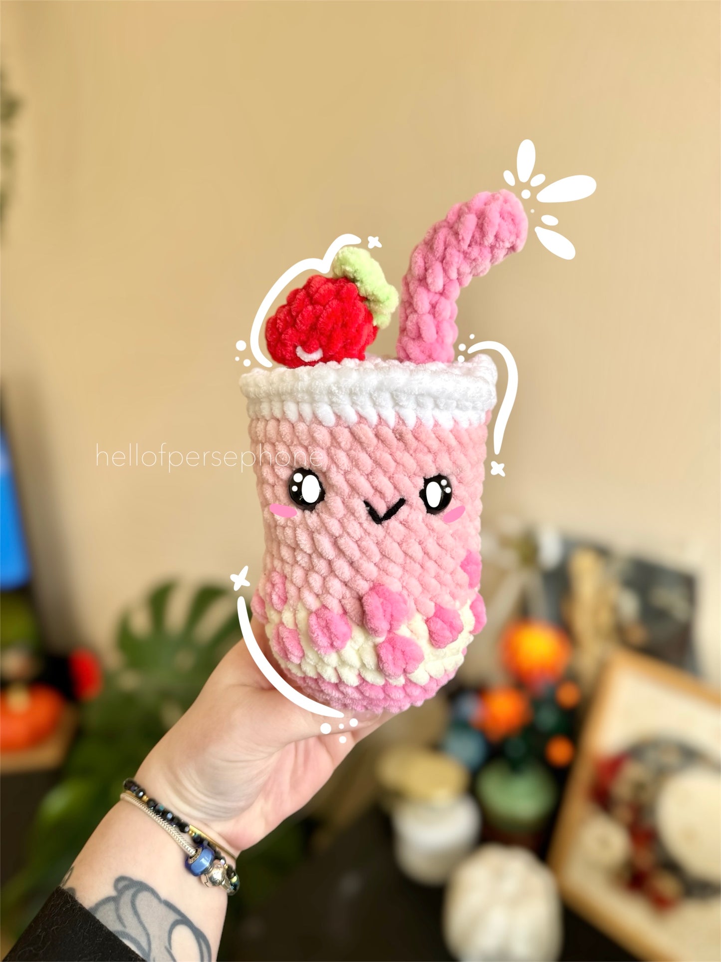 bubble tea amigurumi crochet, bubble tea plushie, bubble tea fraise deco