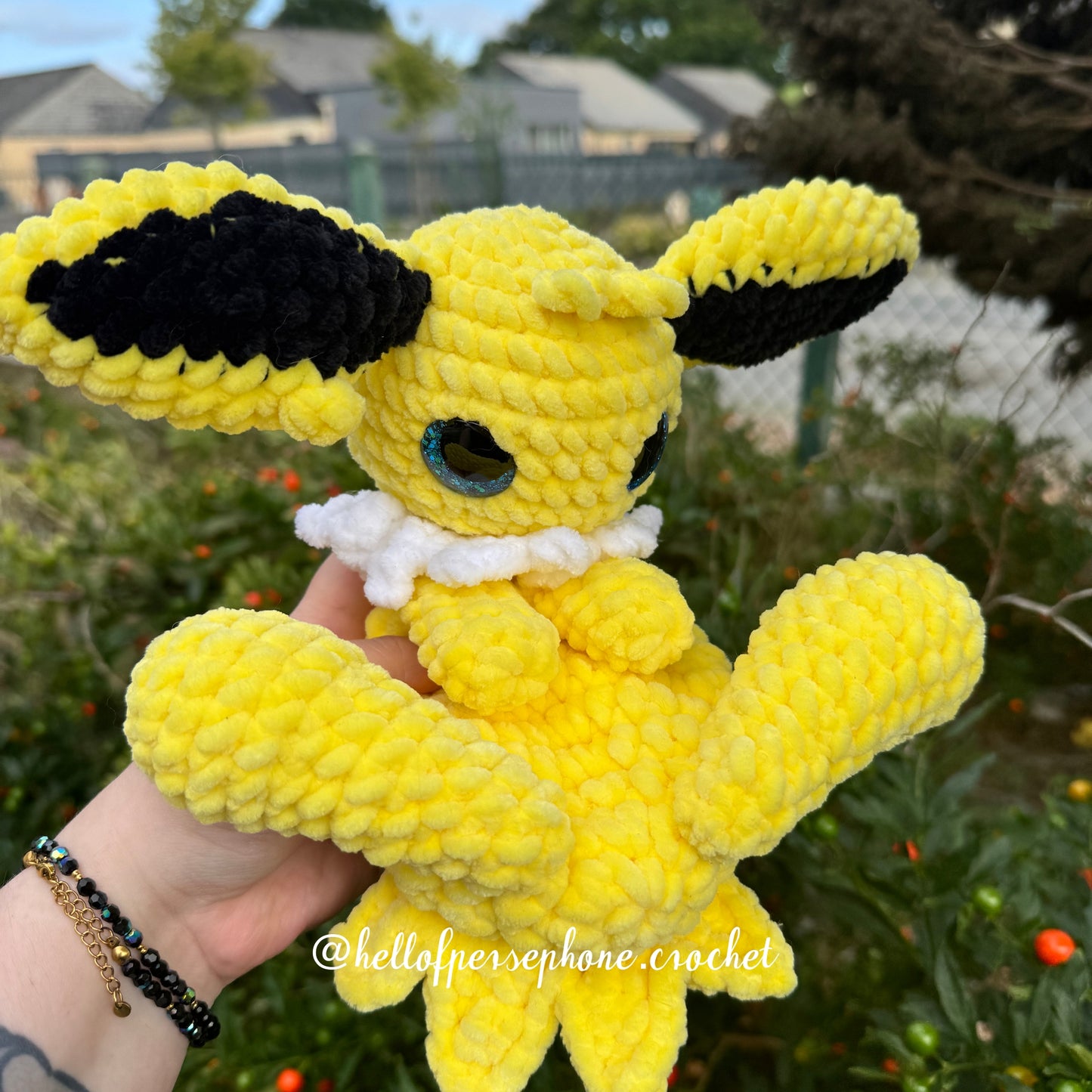 Peluche au crochet Pokemon Voltali/Jolteon au crochet, amigurumi pokemon Voltali/Jolteon, peluche crochet pokemon