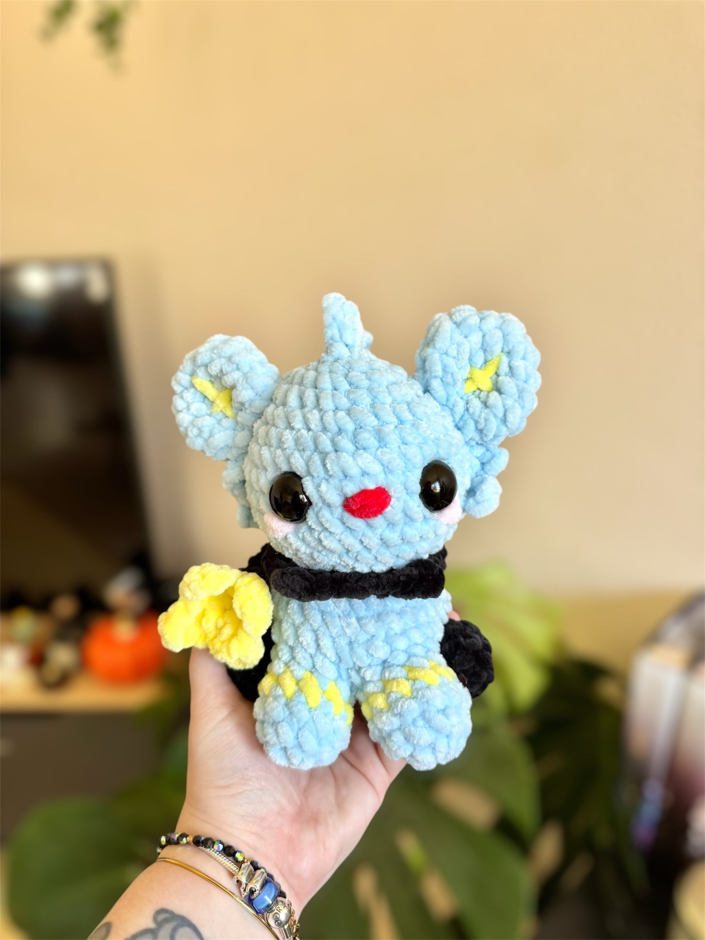 peluche crochet, peluche pokemon, peluche pokemon lixy crochet, peluche pokemon amigurumi, amigurumi pokemon lixy, peluche pokemon kawaii, cute pokemon shinx crochet plushie