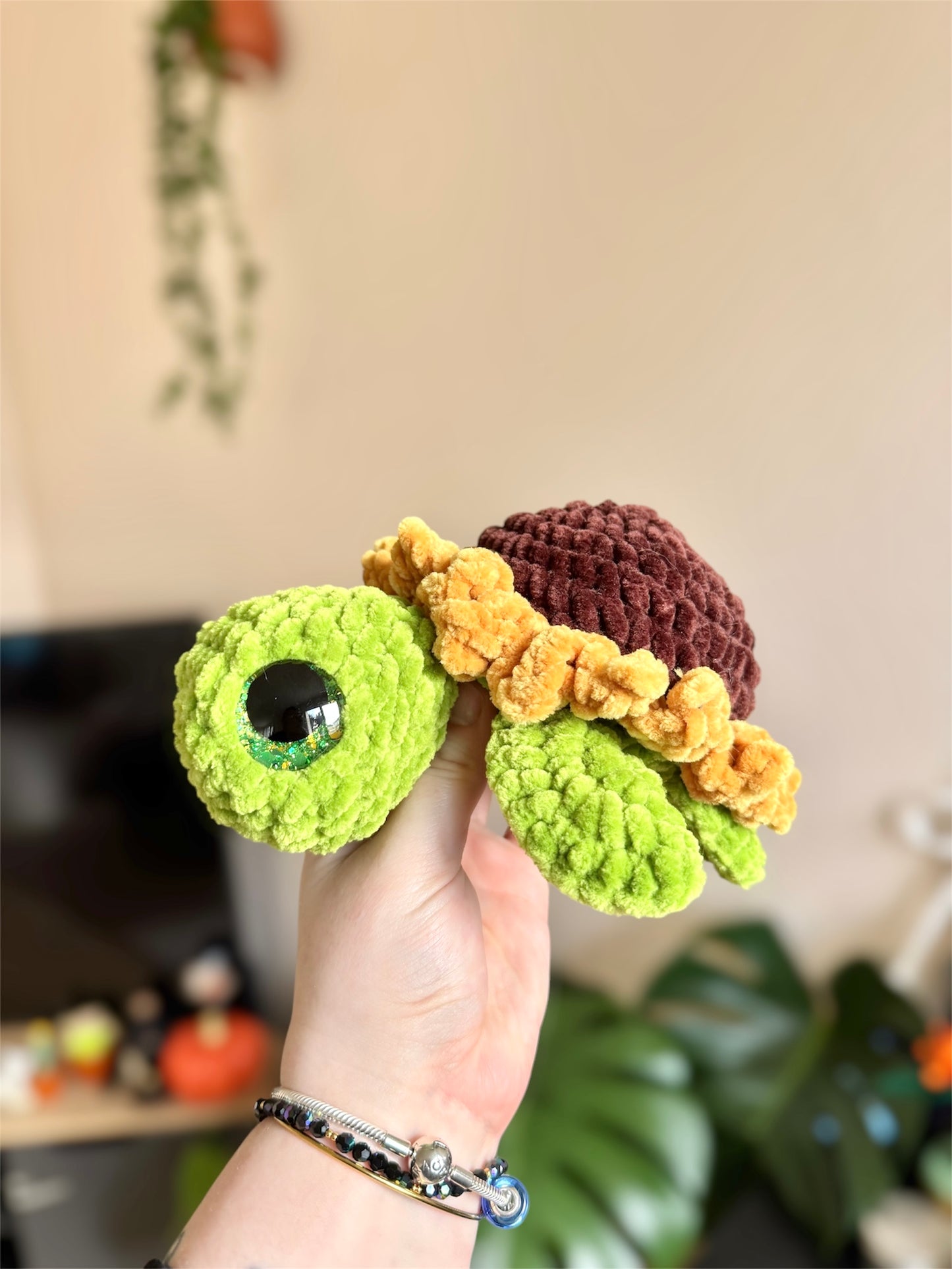 peluche crochet tortue fleur tournesol amigurumi fait main en France