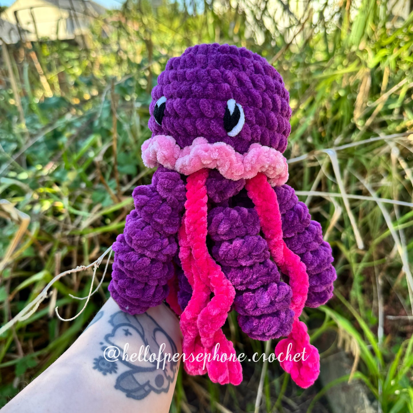Peluche méduse au crochet, peluche méduse pour nouveaux nés, peluche méduse prématurés, peluche méduse bébé