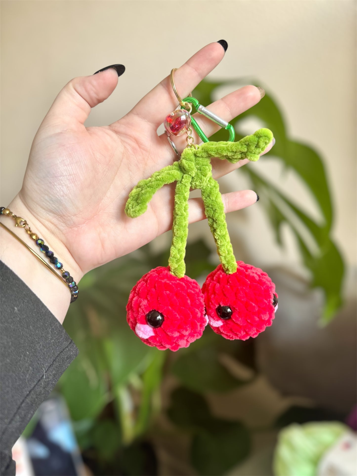 peluche crochet, porte-clés cerises, cerises au crochet, porte-clés cerises kawaii, porte-clés crochet kawaii, amigurumi cerises, cherries plushies, cherries crochet pattern