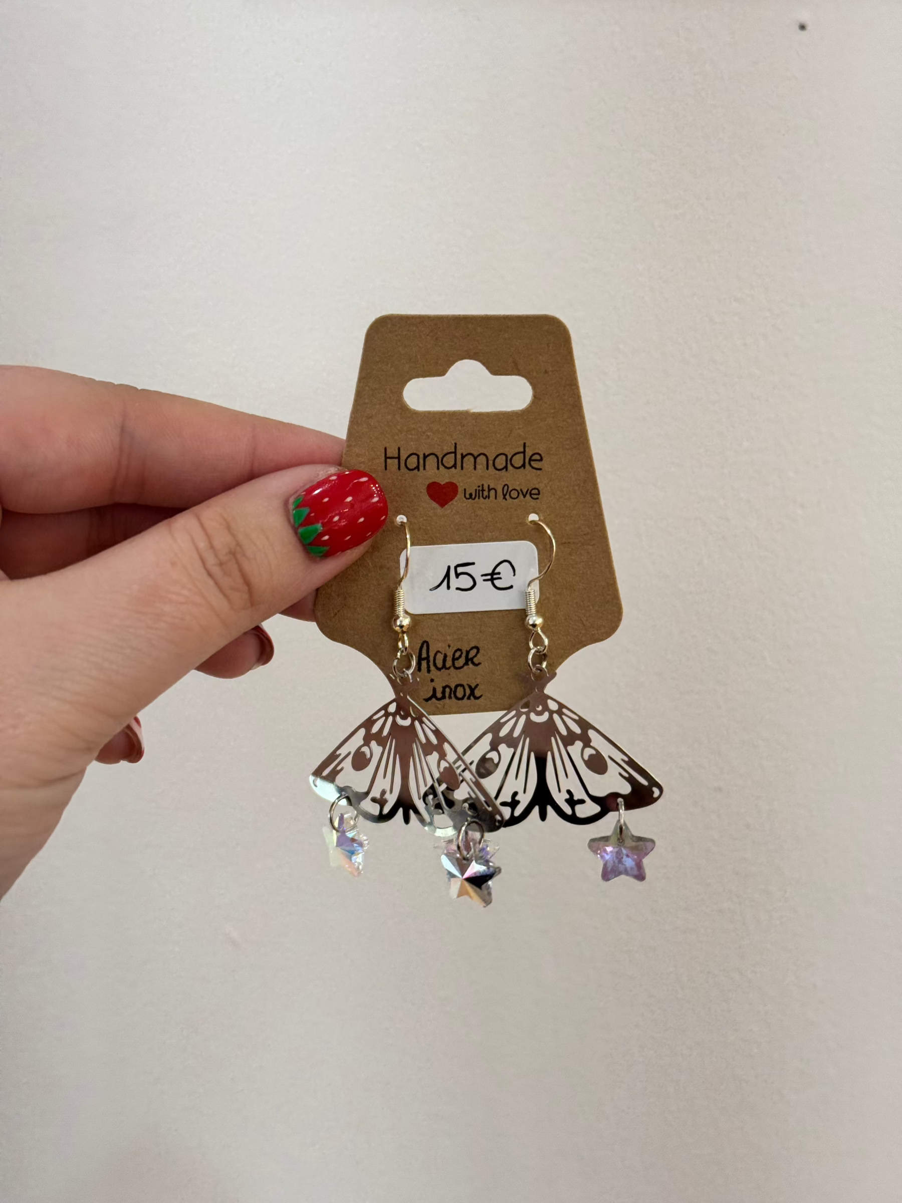 Boucles d’oreilles papillon de nuit bijou fantaisie en acier inoxydable argent pendentif étoile légères et confortables hypoallergénique pour oreilles sensibles