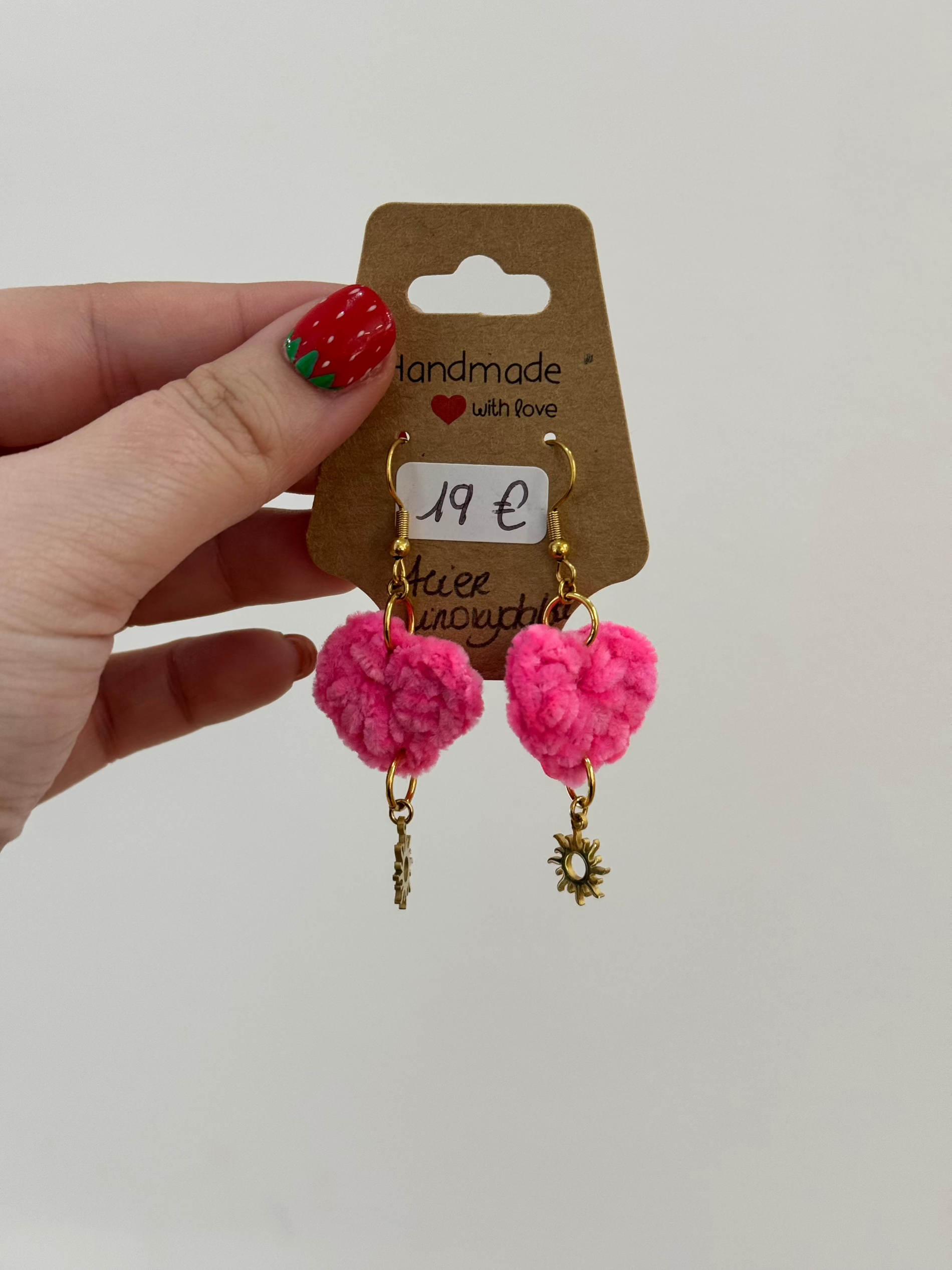 Boucles d’oreilles coeur rose néon au crochet bijou fantaisie en acier inoxydable or pendentif soleil légères et confortables hypoallergénique pour oreilles sensibles