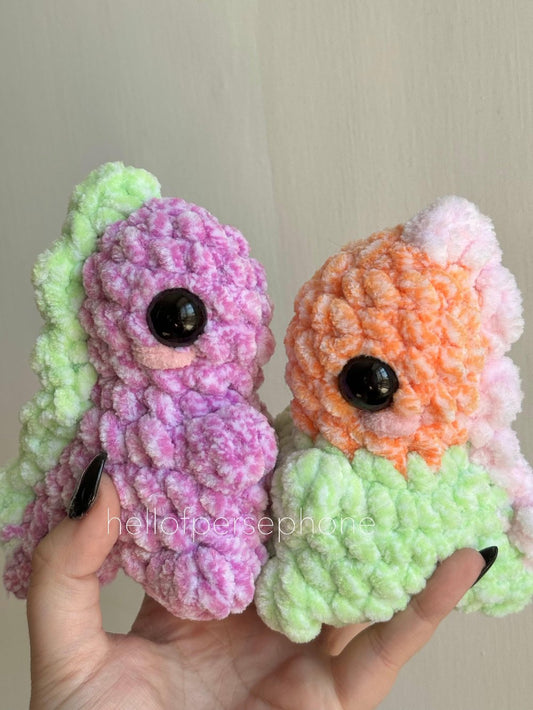 peluche dinosaure au crochet fait main amigurumi dinosaure