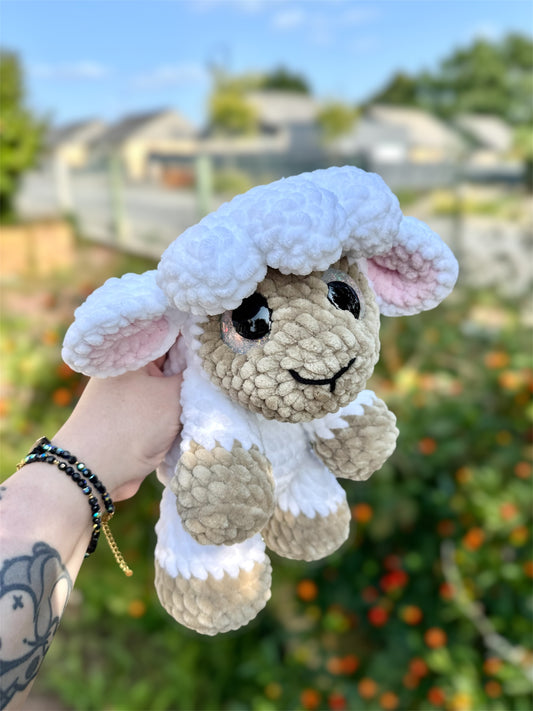 Peluche mouton au crochet — Doudou mouton 🐑