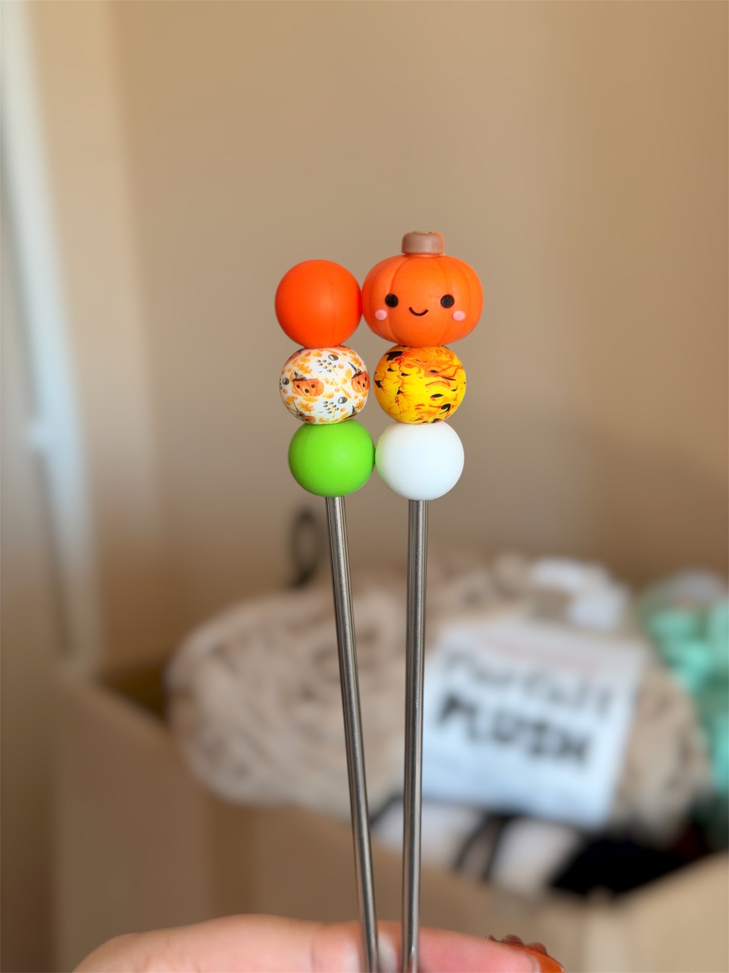 Amigurumi sticks citrouille