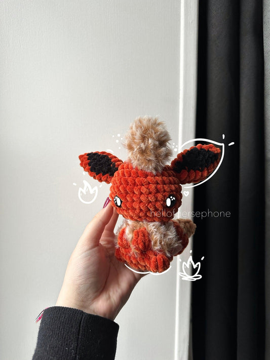 peluche pyroli flareon au crochet amigurumi pokemon fait main