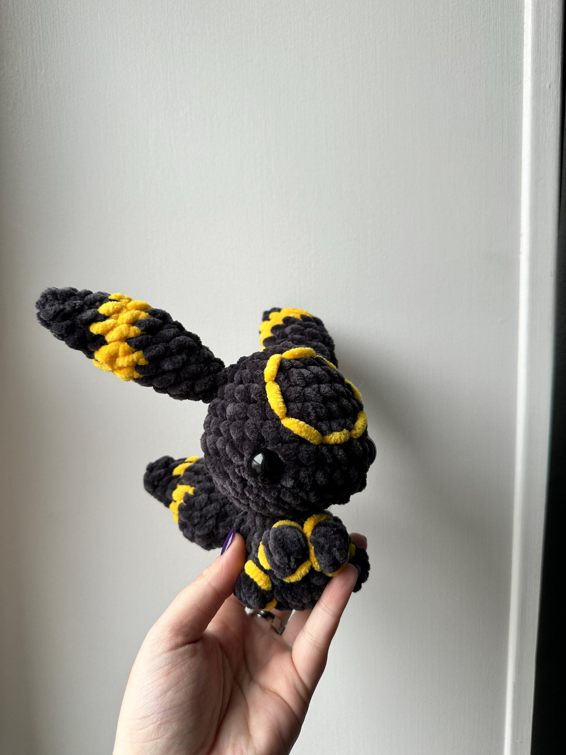 Peluche Noctali Umbreon Pokemon au crochet fait main
