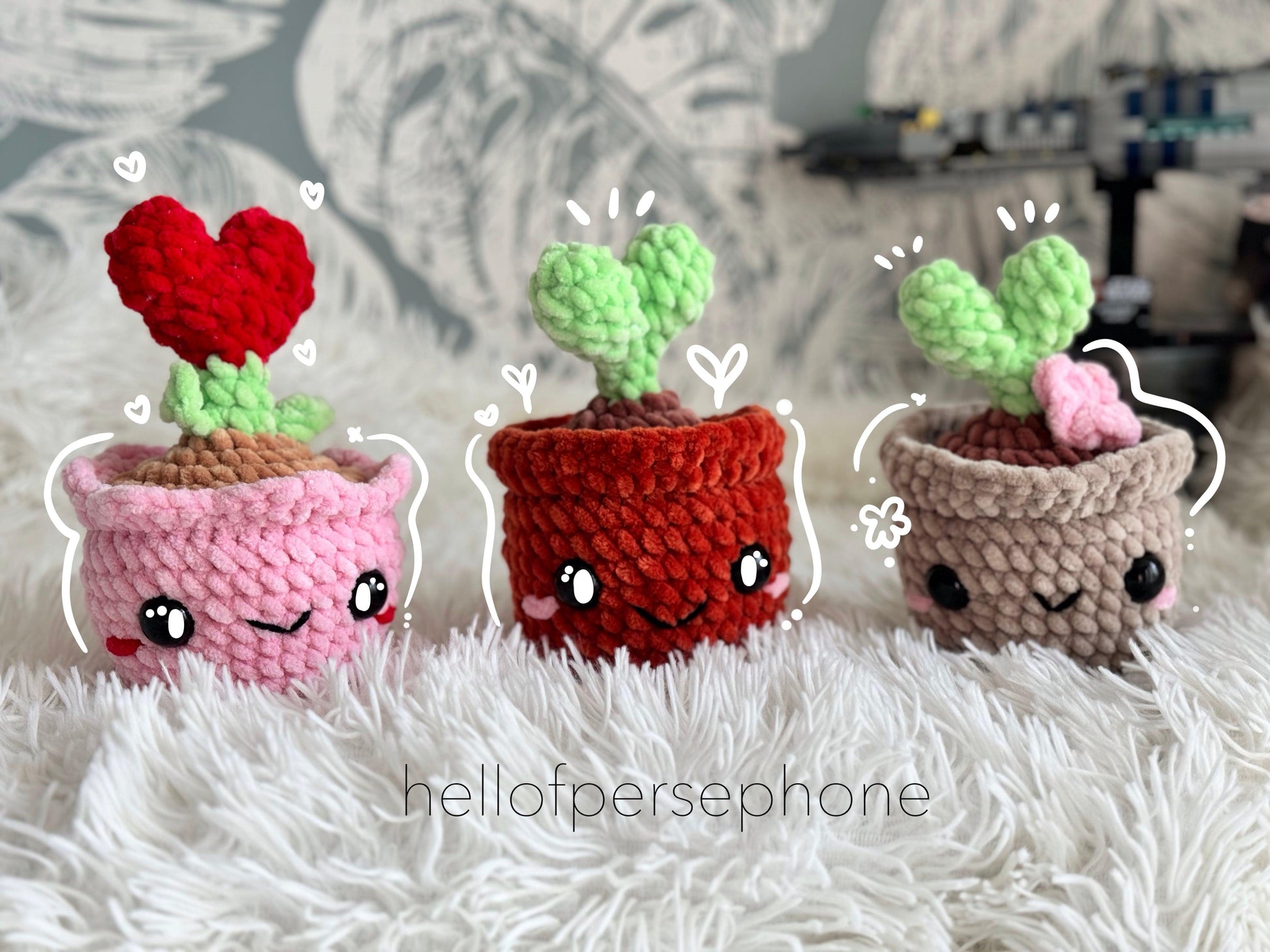 decoration plante en pot au crochet fait main fleurs et feuilles au crochet