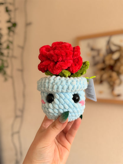 Pot de fleurs avec une rose fait main en crochet, rose éternelle fabriquée en crochet, idée cadeau idéale et originale pour la fête des mères 