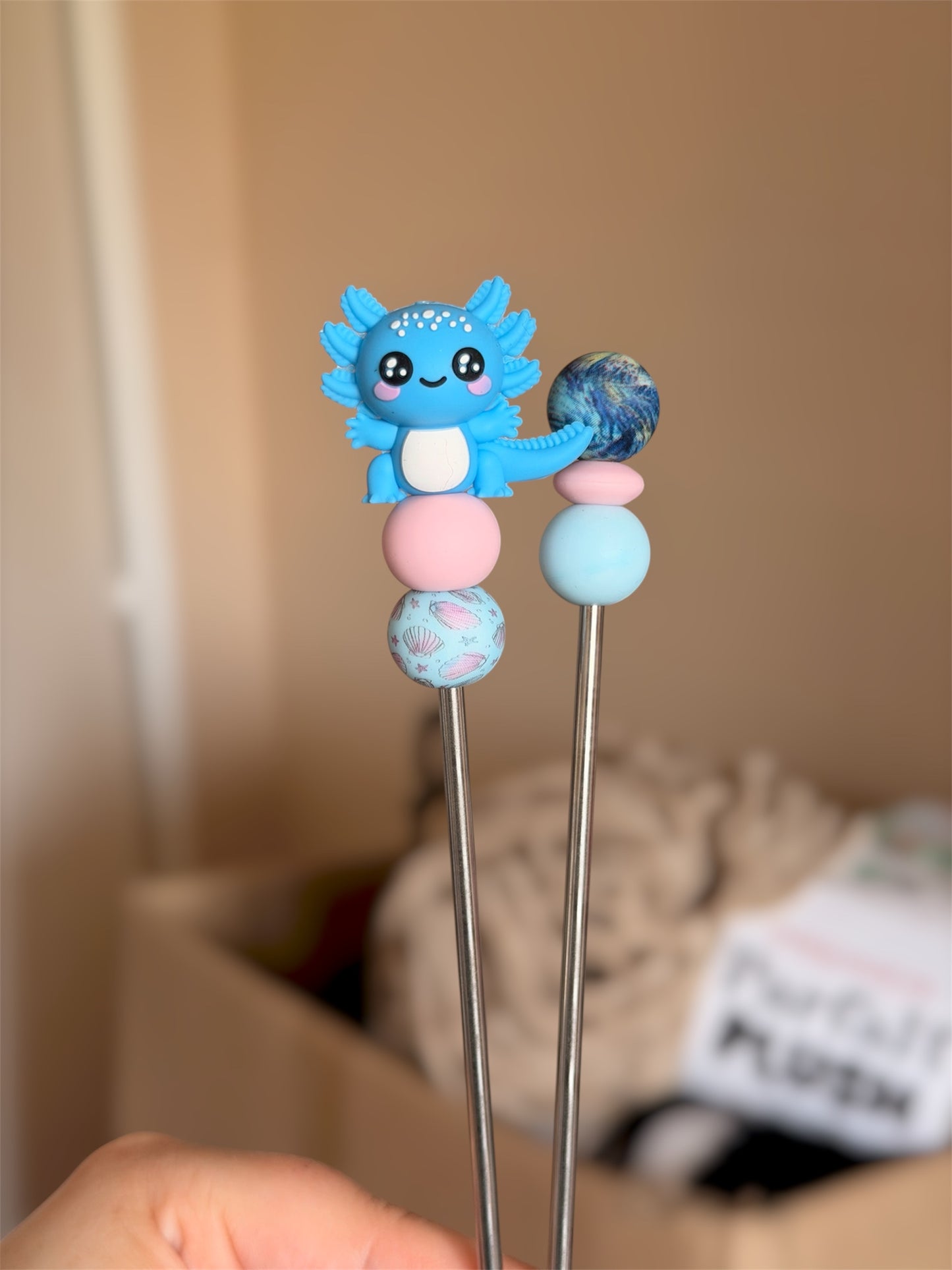 Amisticks, amigurumi sticks pour peluches amigurumi, bâtons pour amigurumi - Materiel pour le crochet 🧶


Ajoute un nouvel outil à ta collection avec ces bâtons pour amigurumi (amigurumi sticks) et leurs perles en silicone super mignonnes !