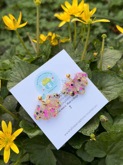 Boucles d'oreilles pendantes Fleurs de Lotus en Résine Paillettes Multicolores et Acier Inoxydable Fait Main pour Femme