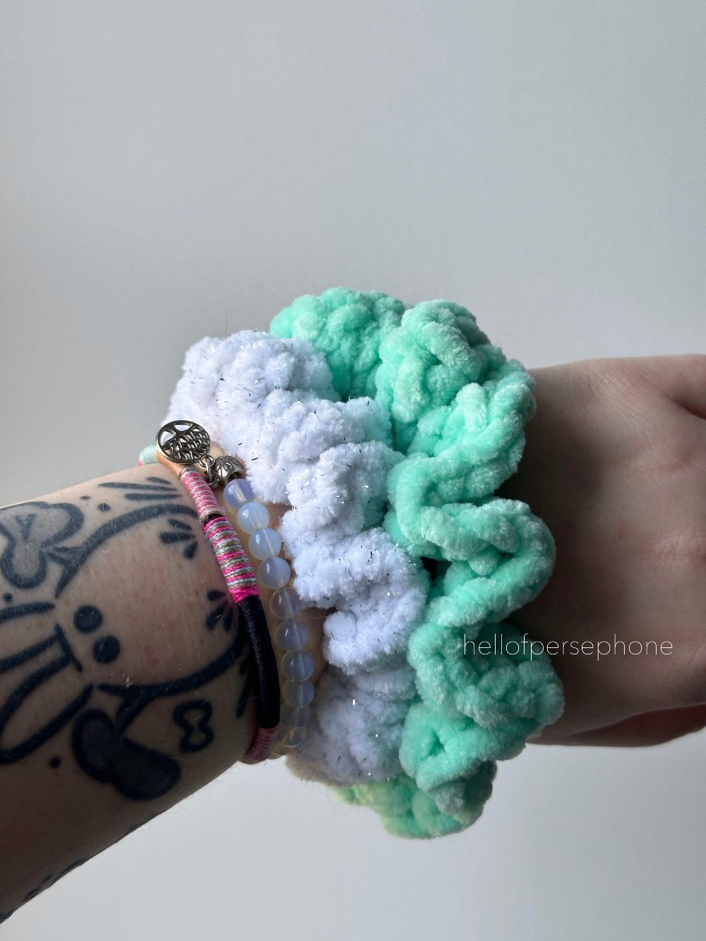 chouchou pour cheveux au crochet laine chenille, élastique cheveux au crochet sans abîmer les cheveux, pour femme et enfants