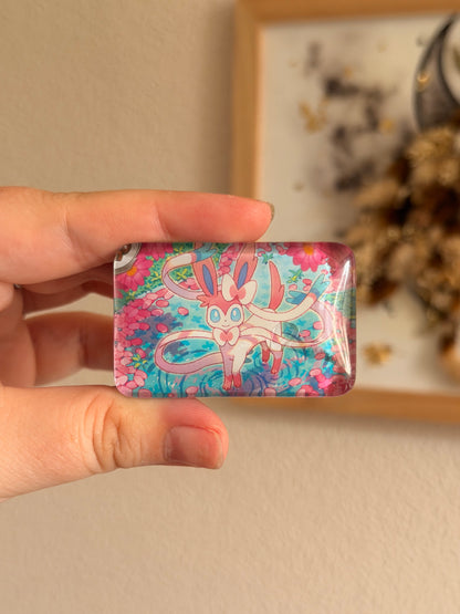 aimant pour frigo nymphali pokemon, magnet nymphali fait main avec de vraies cartes pokémon