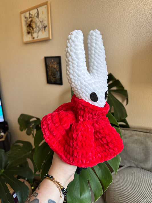 peluche hornet hollowknight silksong au crochet