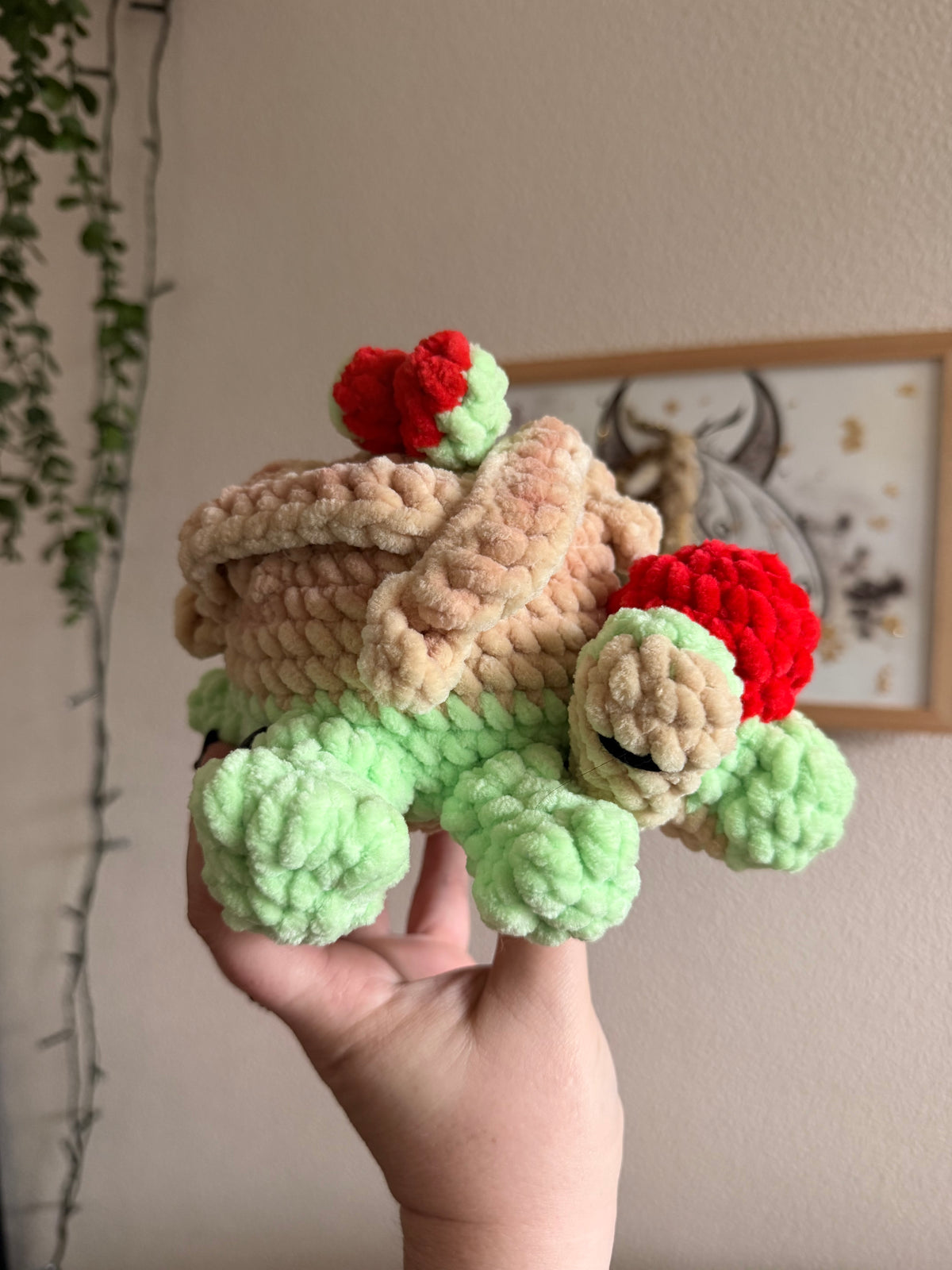Peluche Dratatin (Appletun) au Crochet – Amigurumi Pokémon fait main

Craquez pour cette peluche Dratatin en crochet, une création artisanale unique inspirée de l’univers Pokémon et crochetée à la main par mes soins. Douce et idéale pour la serrer toute contre soi pour une séance de câlins, cette marmotte électrique ravira les fans de Pokémon !