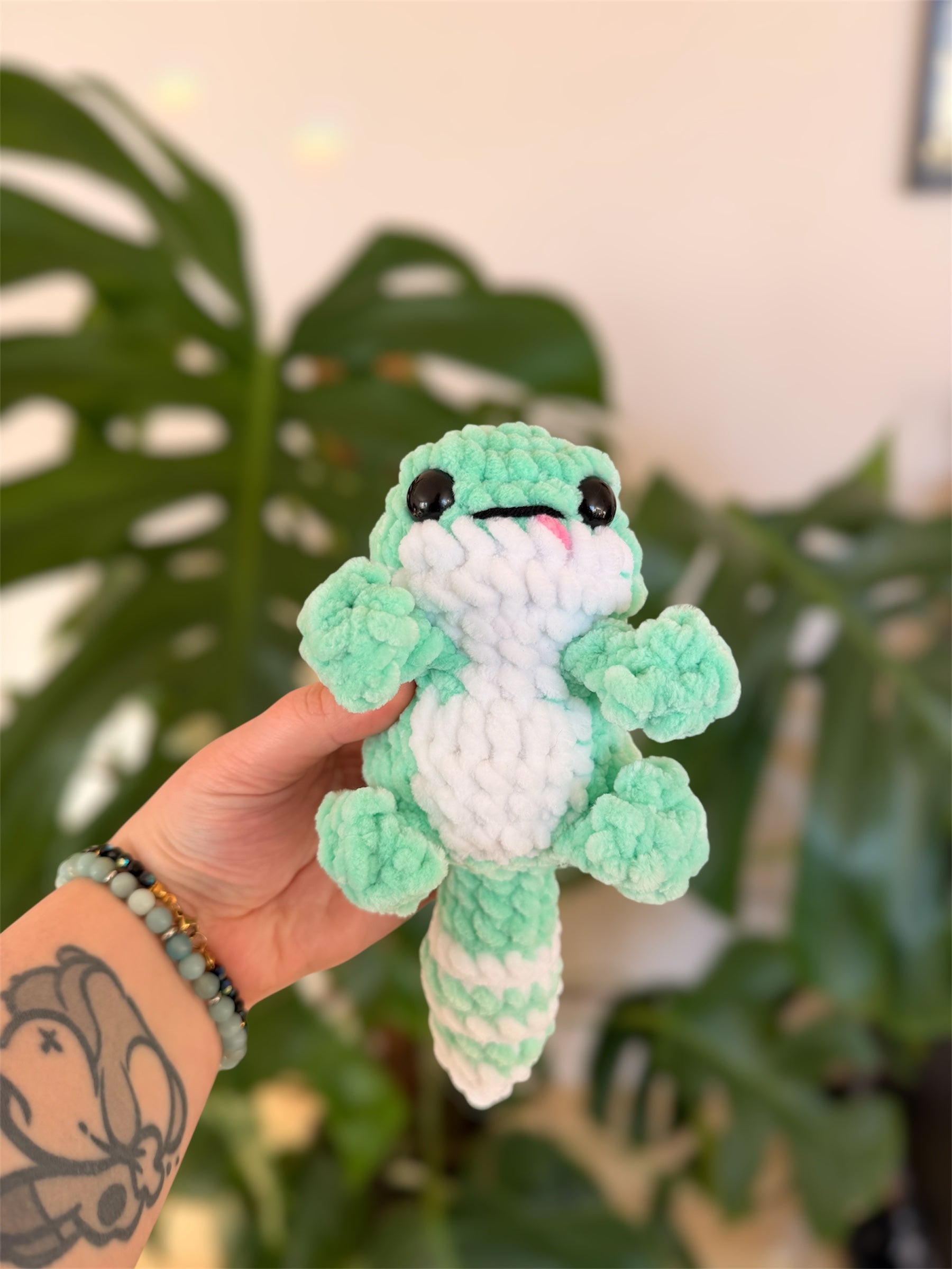 peluche lézard gecko en crochet amigurumi kawaii de toutes les couleurs, peluche en crochet fait-main en France