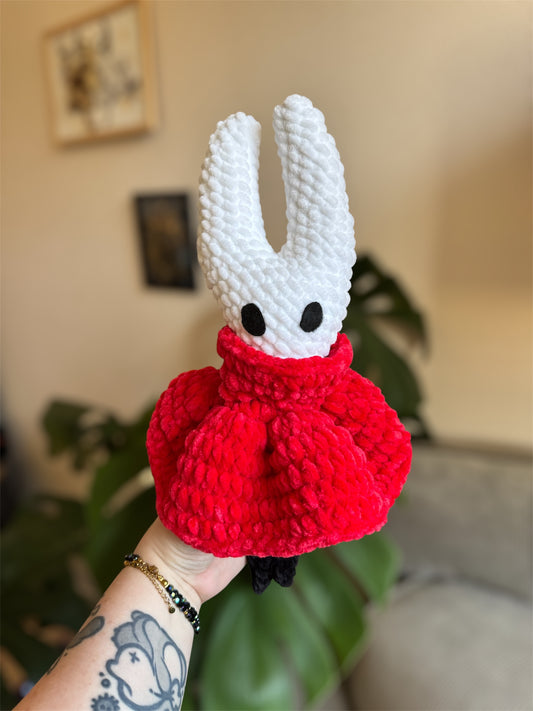 peluche hornet hollowknight silksong au crochet