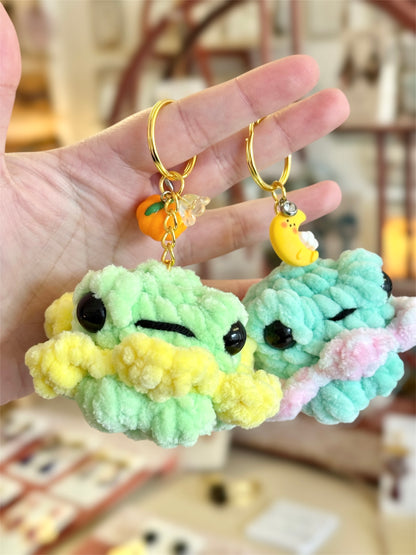 porte clés grenouille kawaii au crochet amigurumi grenouille 