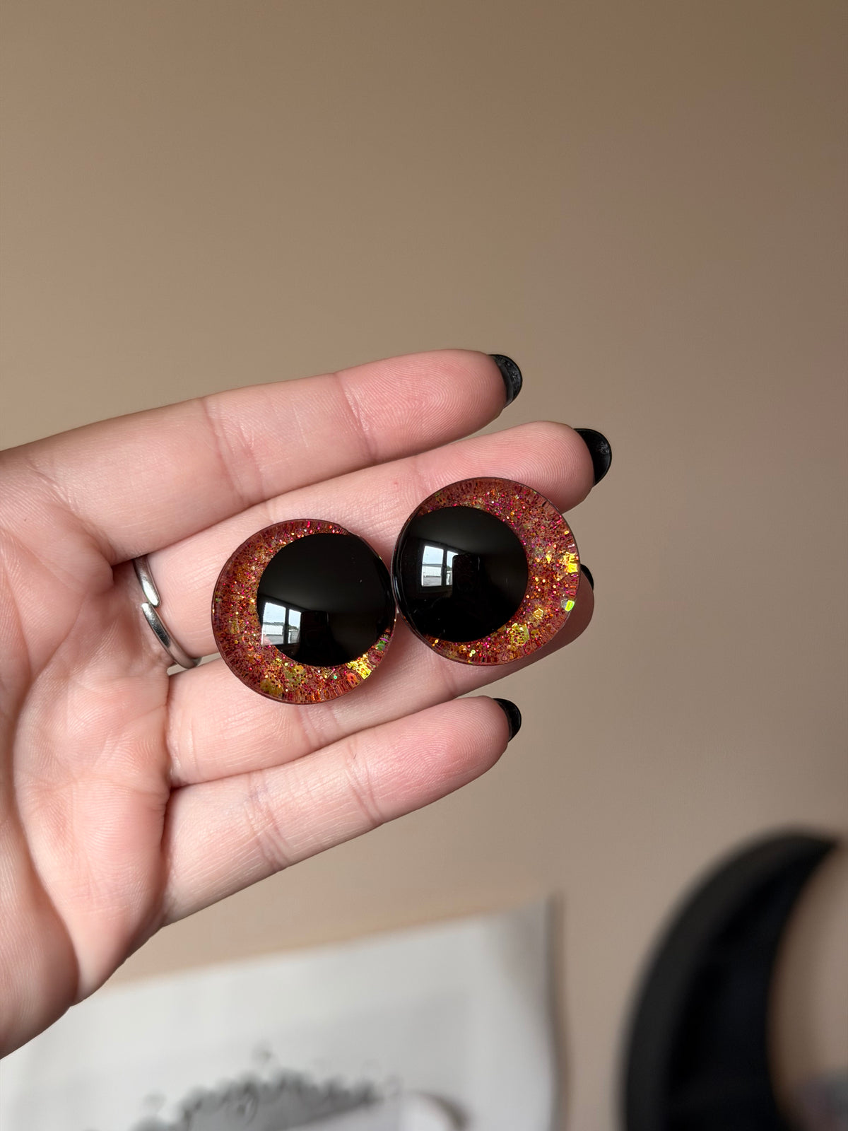safety eyes for amigurumi red glitters