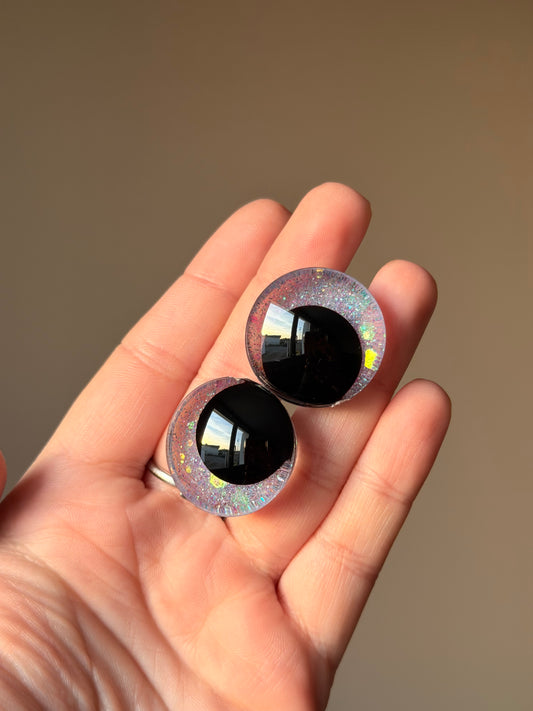 Yeux de sécurité (safety eyes) pour amigurumi et pour peluches au crochet — Sweet Lavender ✨ Peints à la main avec paillettes et résine UV